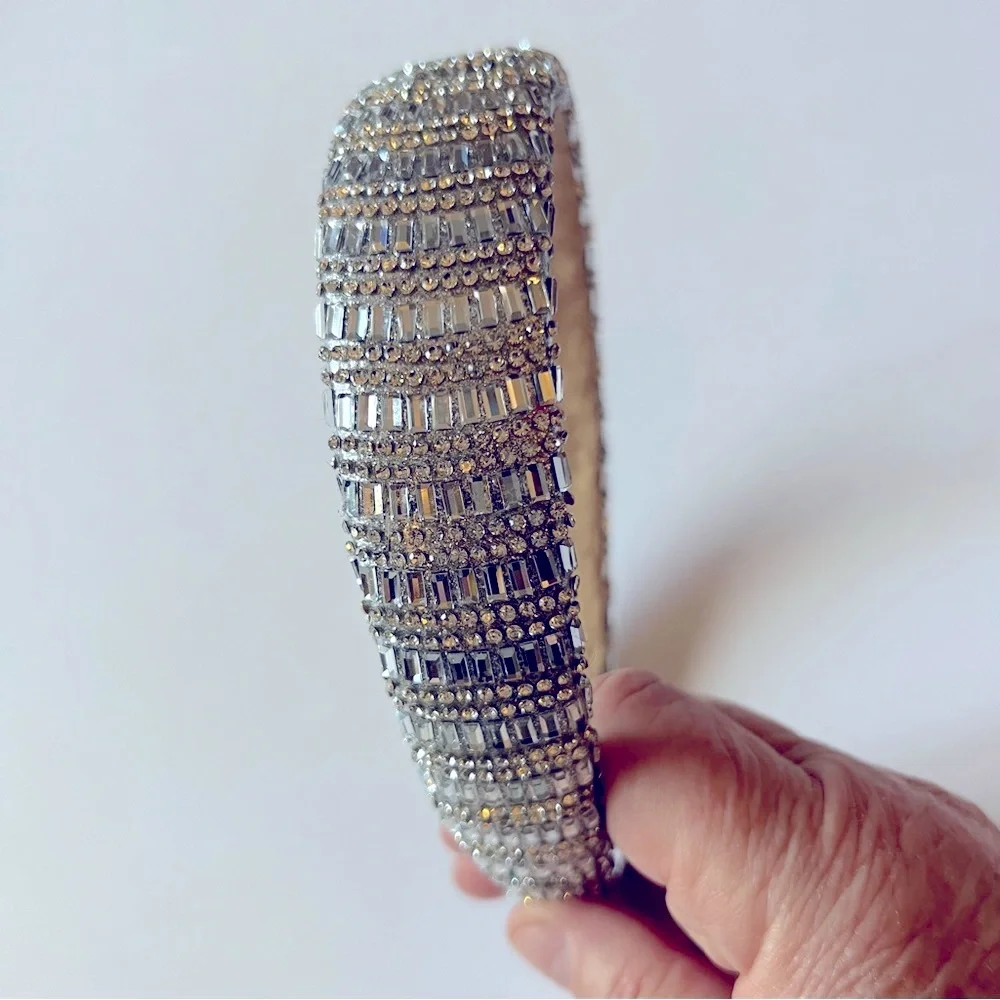 NORDSTROM CRYSTAL ENCRUSTED HEADBAND SILVER/CLEAR CRYSTALS  NWOT